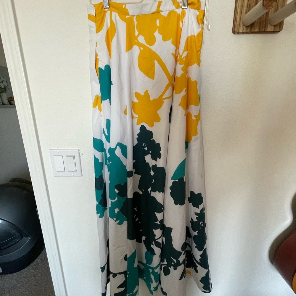 Eshakti Size 10 Skirt